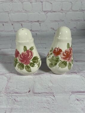 Vintage Gibson Roseland Pink Rose Pear Shaped Ceramic Salt and Pepper Shakers